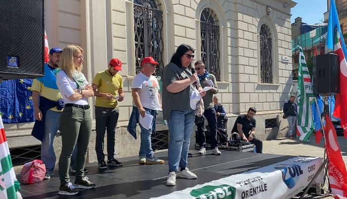 I lavoratori di Barry Callebaut alla manifestazione del 1° maggio: "Abbiamo perso la dignità personale e professionale" VIDEO I lavoratori di Barry Callebaut alla manifestazione del 1° maggio: "Abbiamo perso la dignità personale e professionale" VIDEO