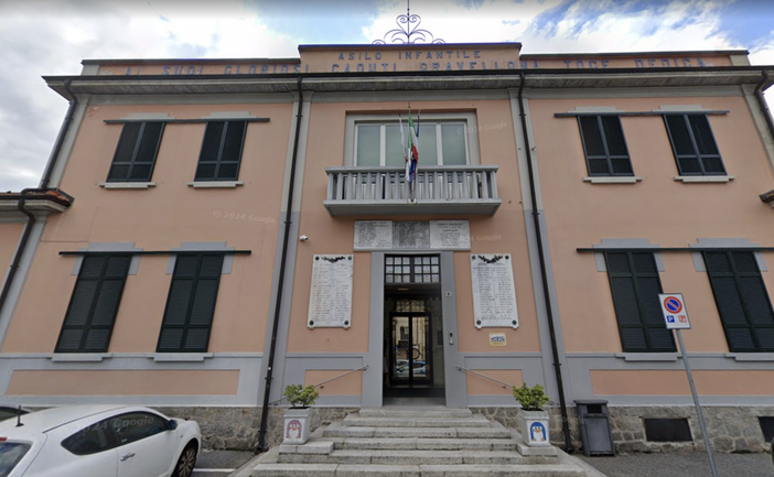 Gravellona, festa dell'asilo Monumento ai Caduti in memoria di Augusta Lanini