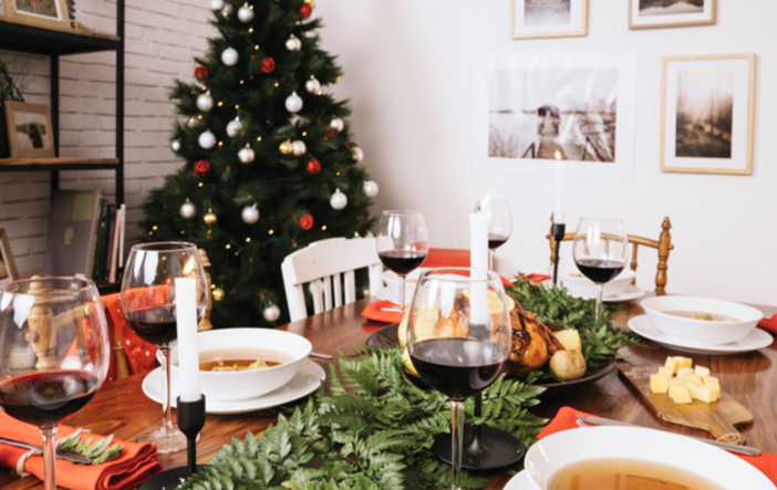Natale a tavola tra tradizione e prudenza: spesa in calo del 5% rispetto al 2024