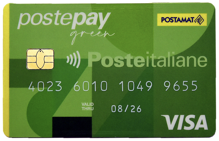 Postepay Green: nella provincia azzurra la nuova carta prepagata sostenibile per i più giovani Postepay Green: nella provincia azzurra la nuova carta prepagata sostenibile per i più giovani