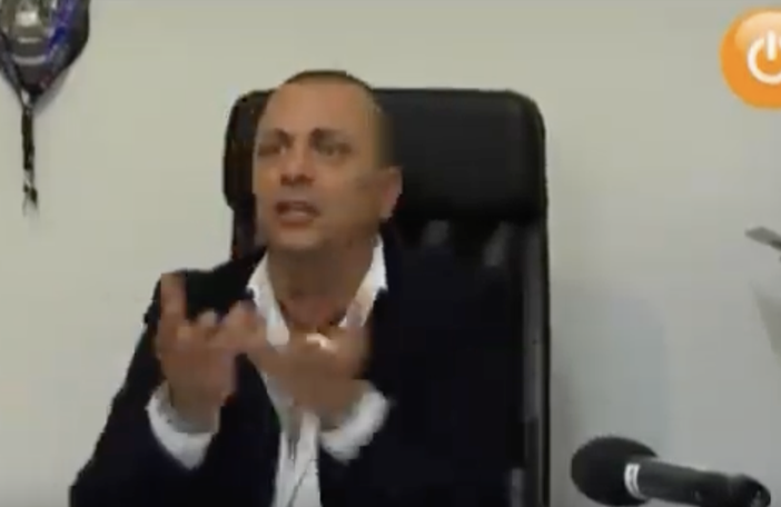 Ivan Errichiello, è lui l'imprenditore arrestato nelle scorse ore. Il suo interesse per ingenti investimenti a Devero fece scalpore 12 anni fa Ivan Errichiello, è lui l'imprenditore arrestato nelle scorse ore. Il suo interesse per ingenti investimenti a Devero fece scalpore 12 anni fa