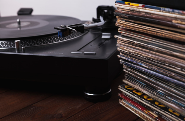 Verbania, è tornata “Vinilpatia”: la fiera dei dischi in vinile Verbania, è tornata “Vinilpatia”: la fiera dei dischi in vinile