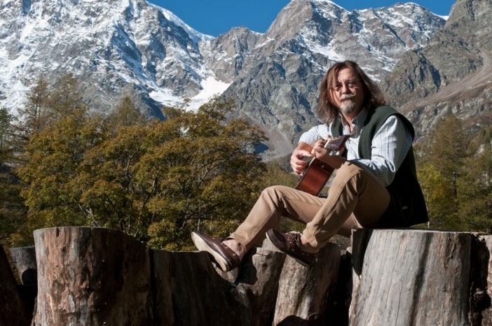 Registrato da Mario Ermini Burghiner il brano sugli spazzacamini Registrato da Mario Ermini Burghiner il brano sugli spazzacamini