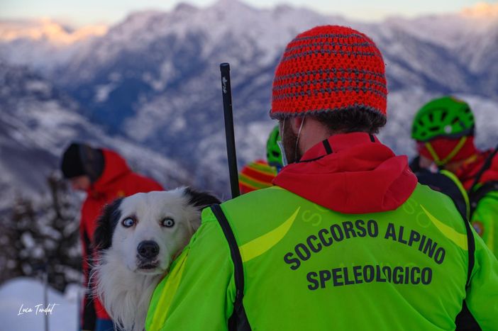 Alto rischio di valanghe: il Soccorso Alpino invita alla massima prudenza Alto rischio di valanghe: il Soccorso Alpino invita alla massima prudenza