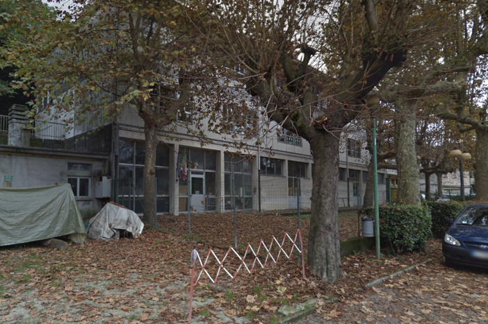 Amianto nell’ex edificio scolastico Madonna del Popolo: si procede alla bonifica