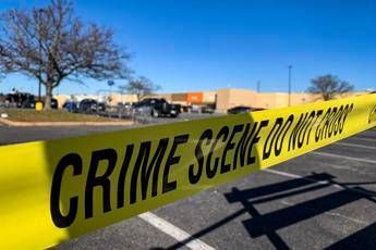 Minnesota, caccia all'uomo che ha ucciso deputata e marito Minnesota, caccia all'uomo che ha ucciso deputata e marito