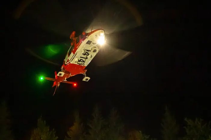 Bloccati sul Pizzo Andolla dopo aver raggiunto la vetta: due escursionisti recuperati nella notte Bloccati sul Pizzo Andolla dopo aver raggiunto la vetta: due escursionisti recuperati nella notte