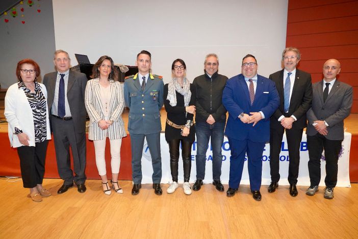 Bilancio positivo per “Graffiti dell’anima”, l'iniziativa per i giovani che stanno per patentarsi Bilancio positivo per “Graffiti dell’anima”, l'iniziativa per i giovani che stanno per patentarsi