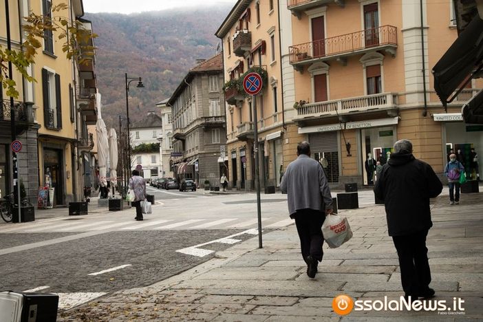 Cirio e Icardi: &quot;Torniamo in arancione con una situazione ospedaliera su cui pesano i ricoveri dei no vax&quot;