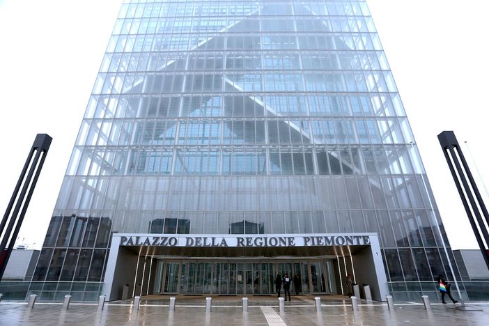 La Regione avverte su possibili truffe: "Attenzione alle finte telefonate di operatori di energia elettrica" La Regione avverte su possibili truffe: "Attenzione alle finte telefonate di operatori di energia elettrica"