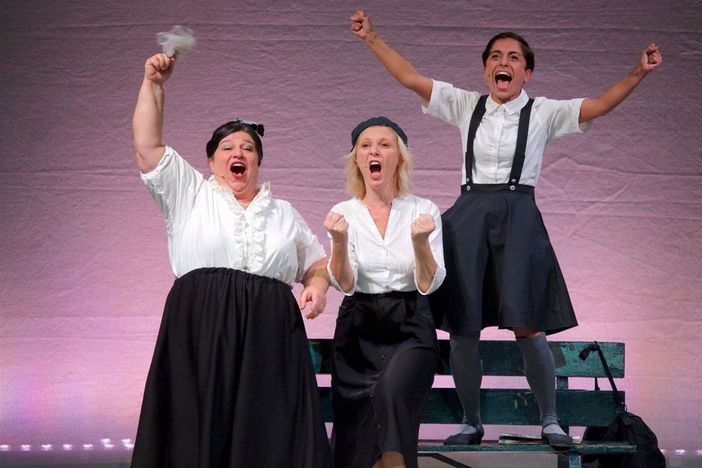 Al Maggiore va in scena 'Giovinette le calciatrici che sfidarono il Duce' Al Maggiore va in scena 'Giovinette le calciatrici che sfidarono il Duce'