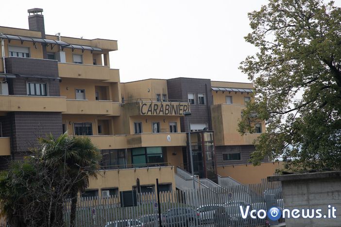 Oggebbio: lotta alle truffe agli anziani, i carabinieri hanno incontarto la popolazione Oggebbio: lotta alle truffe agli anziani, i carabinieri hanno incontarto la popolazione