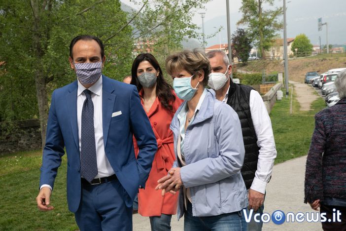 Cirio: “Quello del Maggiore è uno dei 200 centri vaccinali per i quali il Piemonte eccelle” Cirio: “Quello del Maggiore è uno dei 200 centri vaccinali per i quali il Piemonte eccelle”