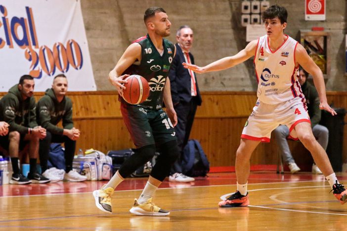 Derby piemontese per la Paffoni: obiettivo play-off sempre più vicino Derby piemontese per la Paffoni: obiettivo play-off sempre più vicino