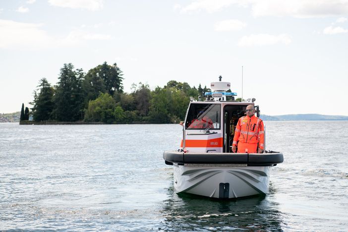 Squadra nautica di salvamento, al via il corso per i nuovi volontari Squadra nautica di salvamento, al via il corso per i nuovi volontari