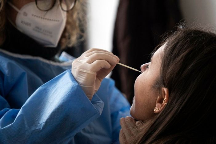 Covid, didattica a distenza in una &quot;pluriclasse&quot; delle elementari di Luzzogno