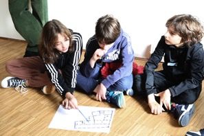 "Un posto dove sto bene": i ragazzi raccontano i loro luoghi del cuore "Un posto dove sto bene": i ragazzi raccontano i loro luoghi del cuore