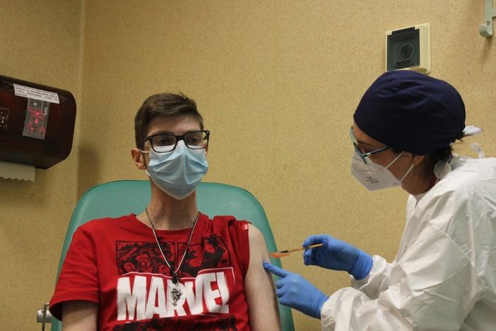 Oltre 6000 le pre-adesioni per vaccinarsi dei 12-15enni non fragili Oltre 6000 le pre-adesioni per vaccinarsi dei 12-15enni non fragili