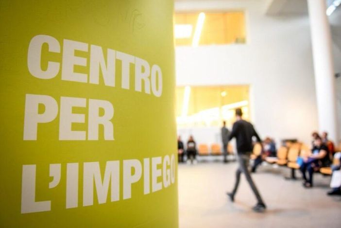 Agenzia Piemonte lavoro passata in pochi anni da 30 a 900 dipendenti