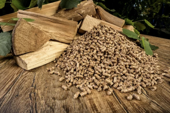 Riduzione Iva sul pellet, Uncem: “Nostra richiesta accolta da partiti e forze politiche”