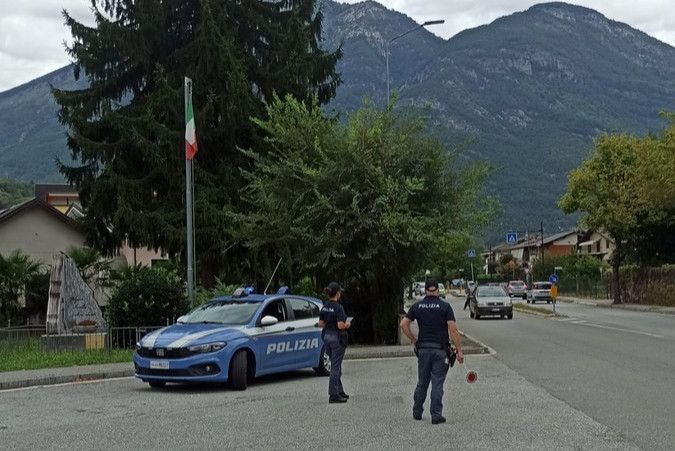 Scoperta maxi area di spaccio nei boschi di Cuzzago: sequestrati 100 grammi di hashish a un 48enne verbanese Scoperta maxi area di spaccio nei boschi di Cuzzago: sequestrati 100 grammi di hashish a un 48enne verbanese