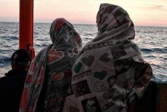 Migranti, ong Sos Humanity: "7 morti in naufragio Canale di Sicilia e 2 dopo soccorso" Migranti, ong Sos Humanity: "7 morti in naufragio Canale di Sicilia e 2 dopo soccorso"