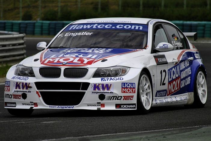 BMW Touring, serie 3 e serie 5: caratteristiche e piacere di guida