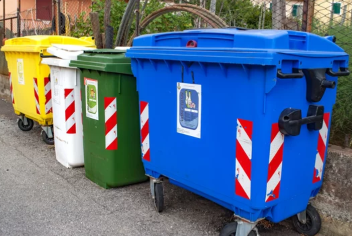 Rifiuti, Marchionini: “La Provincia paghi i maggior costi e non scarichi su Comuni e cittadini questa beffa” Rifiuti, Marchionini: “La Provincia paghi i maggior costi e non scarichi su Comuni e cittadini questa beffa”