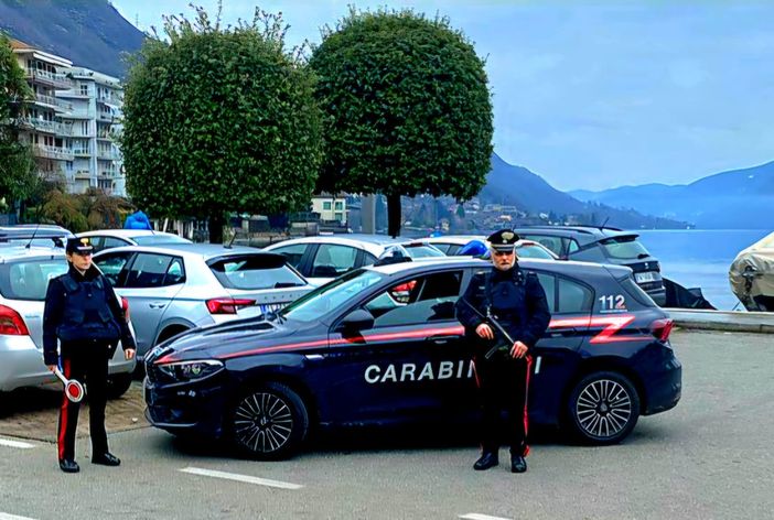 Omegna, uomo arrestato per maltrattamenti, la convivente ancora vittima di abusi