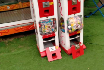 Omegna, scassinati i distributori delle giostre