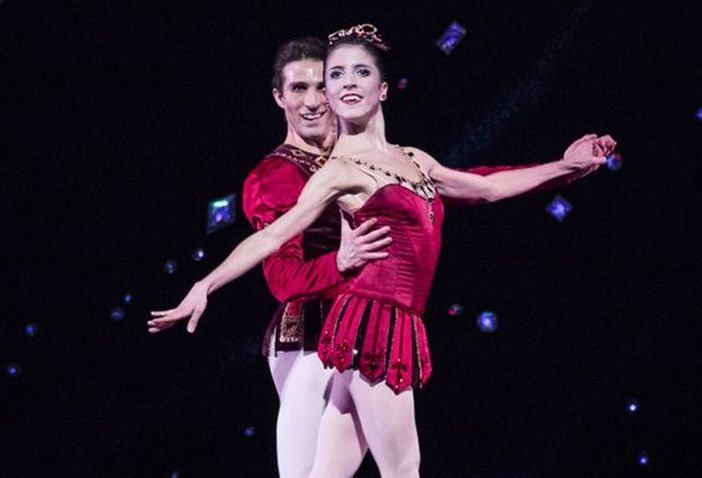 La danza torna al Maggiore con "Dar corpo allo spazio" La danza torna al Maggiore con "Dar corpo allo spazio"
