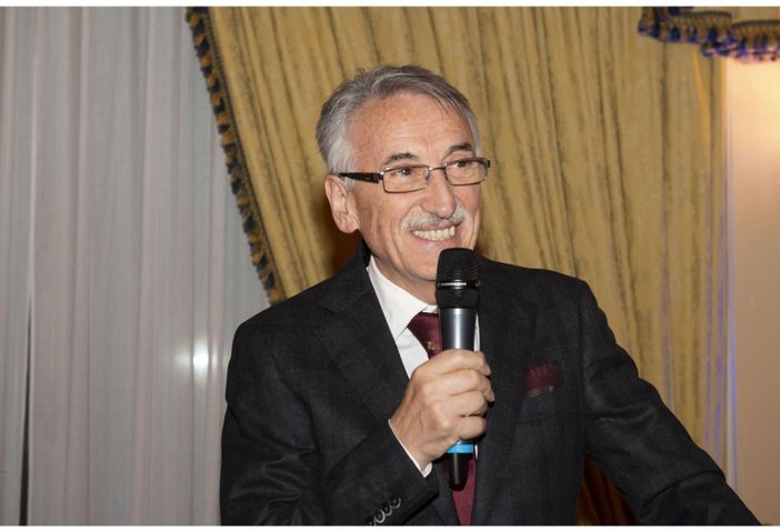 Dieci anni di Fondazione Comunitaria Vco: il bilancio di Maurizio De Paoli Dieci anni di Fondazione Comunitaria Vco: il bilancio di Maurizio De Paoli