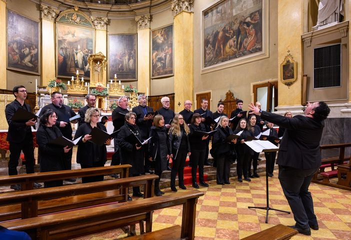 Stresa Polyphonics, a Intra il tradizionale concerto natalizio Stresa Polyphonics, a Intra il tradizionale concerto natalizio