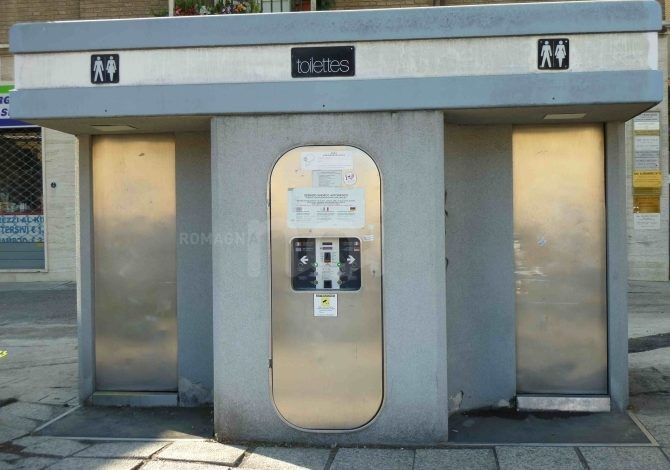 “A quando nuovi bagni pubblici anche a Verbania?”