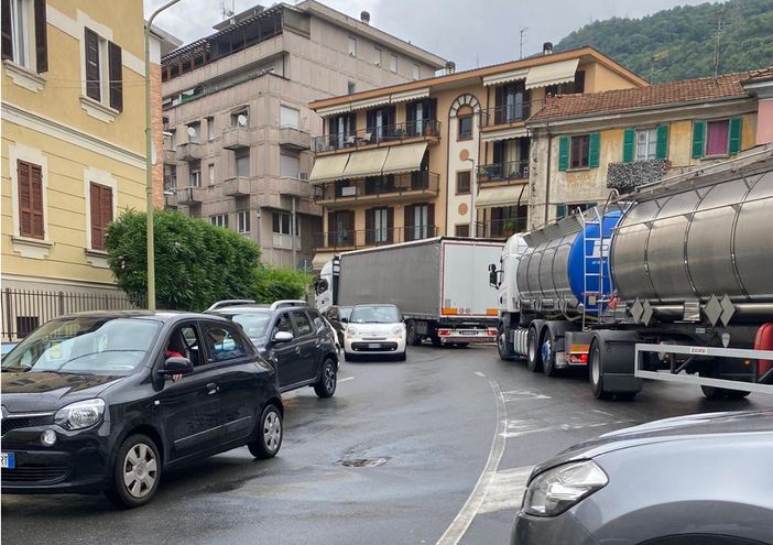 Traffico in tilt a Omegna, interrogazione dei consiglieri della Lega Traffico in tilt a Omegna, interrogazione dei consiglieri della Lega