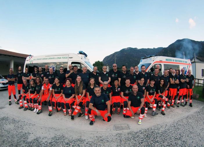 La Croce Verde di Gravellona inaugura tre nuovi automezzi