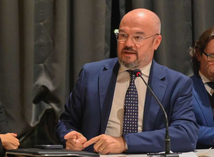 Borghi: "Il Vco non è un paese per giovani"