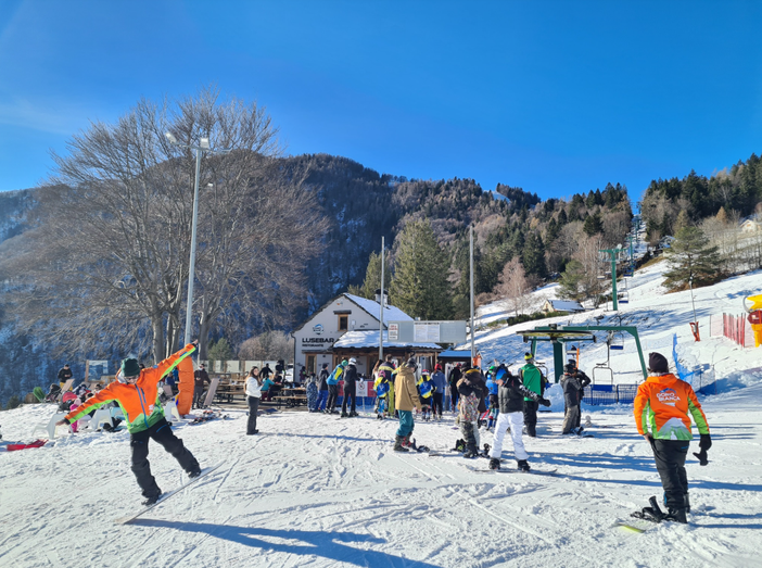 Sciare a Domobianca365 diventa ancora più facile e comodo grazie alla partnership con Decathlon Sciare a Domobianca365 diventa ancora più facile e comodo grazie alla partnership con Decathlon