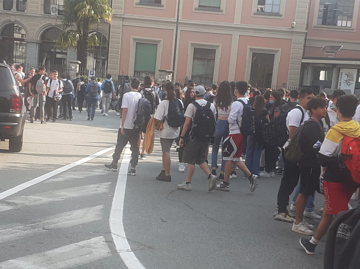 Avvio anno scolastico: nessun problema nelle scuole verbanesi Avvio anno scolastico: nessun problema nelle scuole verbanesi