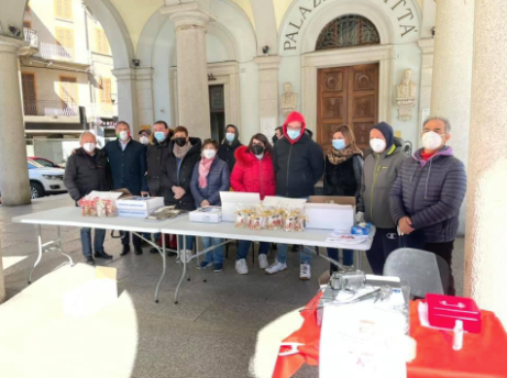 Associazione Gente del Sud: vendita benefica di dolci a favore dei bambini