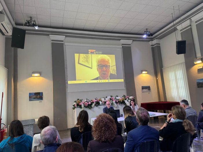 Presentata la nuova edizione del premio Info-Point Leggere le Montagne Presentata la nuova edizione del premio Info-Point Leggere le Montagne