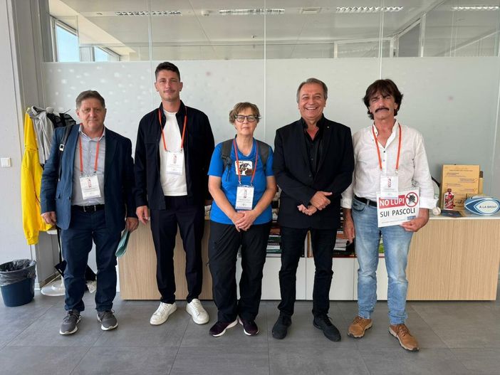 Lupo, gli allevatori piemontesi chiedono interventi urgenti: incontro a Torino con Bongioanni Lupo, gli allevatori piemontesi chiedono interventi urgenti: incontro a Torino con Bongioanni
