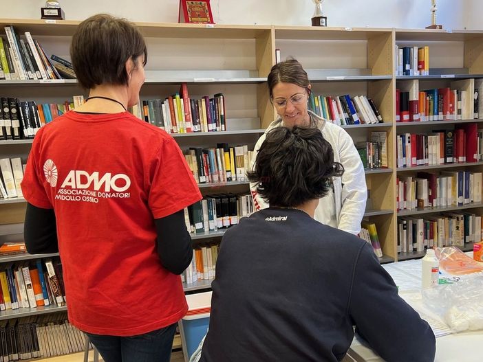 Il Vco si mobilita per trovare un donatore di midollo osseo per lo studente cunnese affetto da leucemia Il Vco si mobilita per trovare un donatore di midollo osseo per lo studente cunnese affetto da leucemia