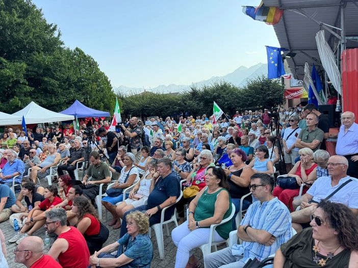 "Il futuro del Vco": i politici si confrontano alla Lucciola "Il futuro del Vco": i politici si confrontano alla Lucciola