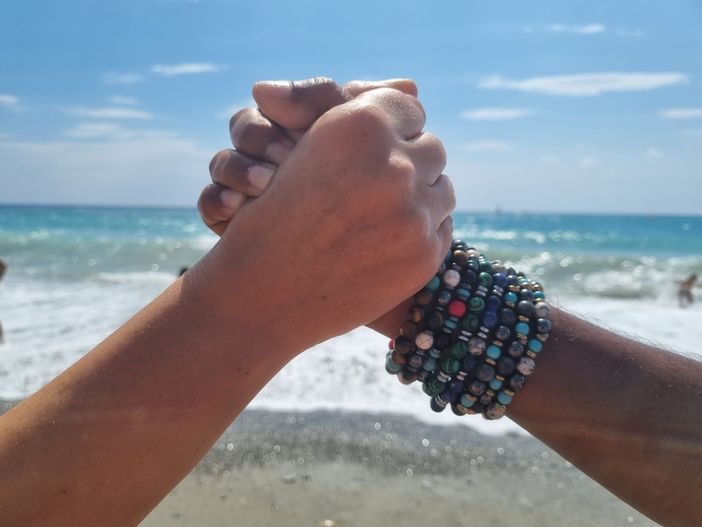 Caro amico ti scrivo: oggi è la Giornata Mondiale dell’Amicizia Caro amico ti scrivo: oggi è la Giornata Mondiale dell’Amicizia