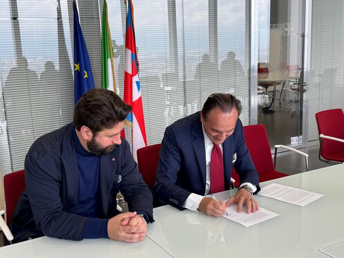 La riunione al Grattacielo Piemonte La riunione al Grattacielo Piemonte