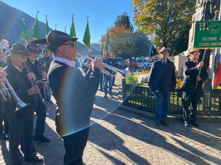 Omegna celebra il 4 Novembre: commemorazione e messa per ricordare i caduti