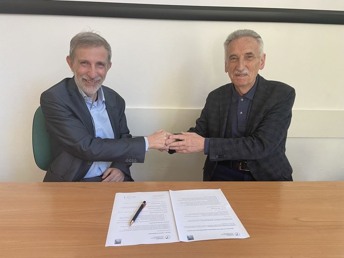 Sostegno al volontariato: siglato un protocollo d'intesa tra Fondazione Vco e Cst