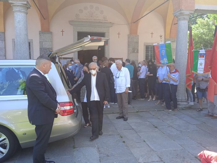 L’addio di Verbania a Irene Magistrini