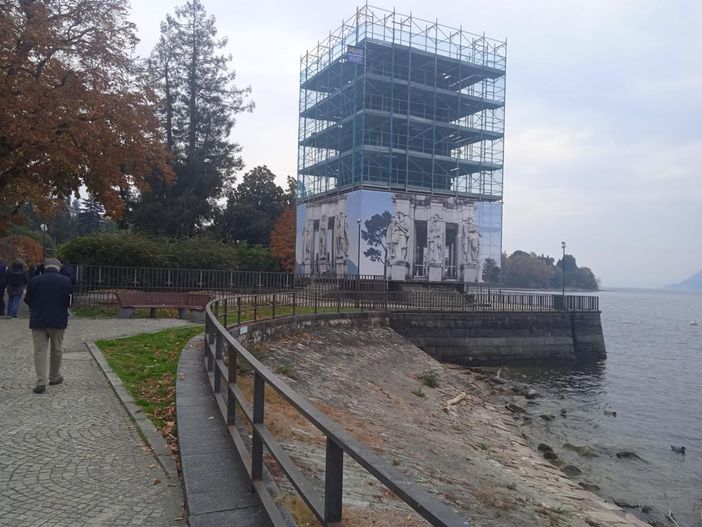 Mausoleo Cadorna, forse già a Natale via l'impalcatura dei restauri Mausoleo Cadorna, forse già a Natale via l'impalcatura dei restauri